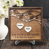 Saint-Valentin - Couple - Présentoir de cœurs