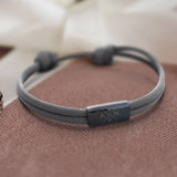 Bracelet personnalisé en corde de voile tressée avec plaque gravée aux initiales et symbole, design duo pour amis – Motiv 11