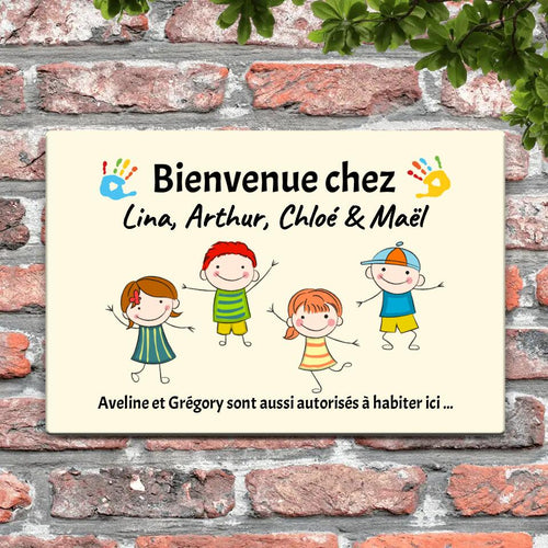 Pancarte de porte personnalisée Bienvenue chez avec prénoms famille, design moderne en Alu-Dibond – Motiv 2