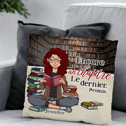 Coussin personnalisé La dévoreuse de livres avec design amis customisable – Motiv 2