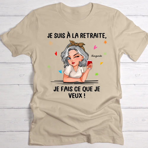 T-shirt beige personnalisable avec ton design – fabriqué par Love & Faith