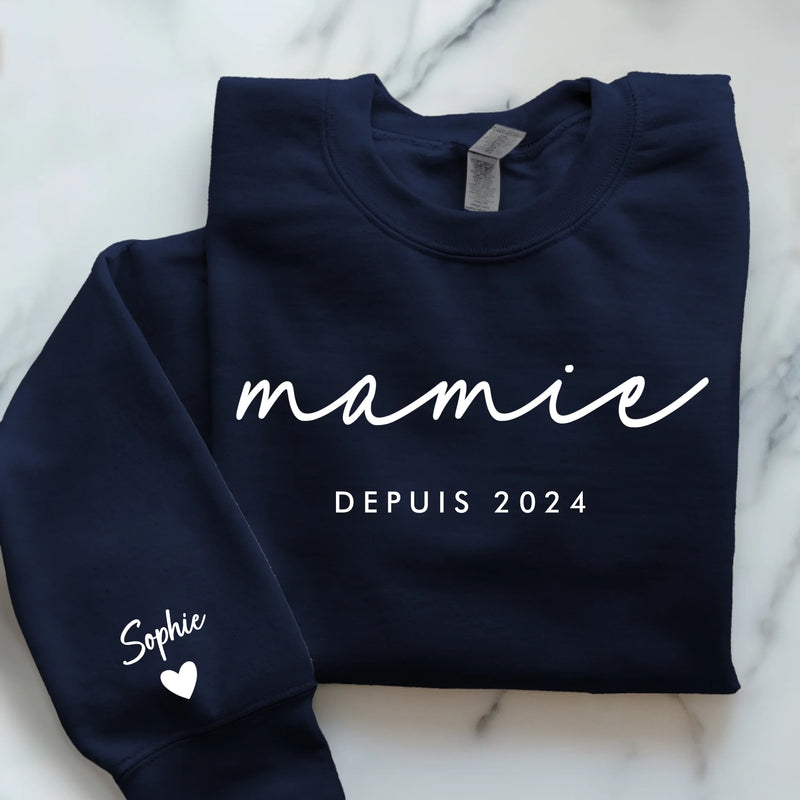 navyblauer Pullover personalisierbar - gefertigt von Love & Faith