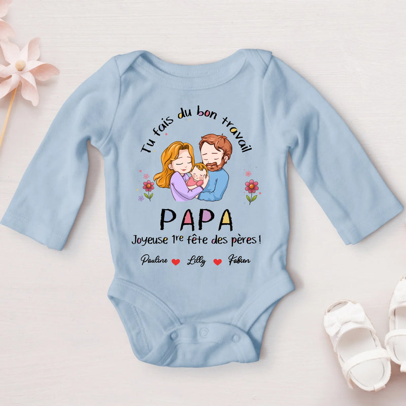 himmelblauer Langarm-Babybody personalisierbar - gefertigt von Love & Faith
