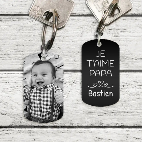 Porte-clés gravé Papa personnalisé en métal noir avec gravure blanche, design parents – Motiv 2