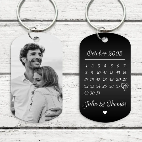 Porte-clés gravé métal couple photo anniversaire personnalisé noir blanc gravure laser