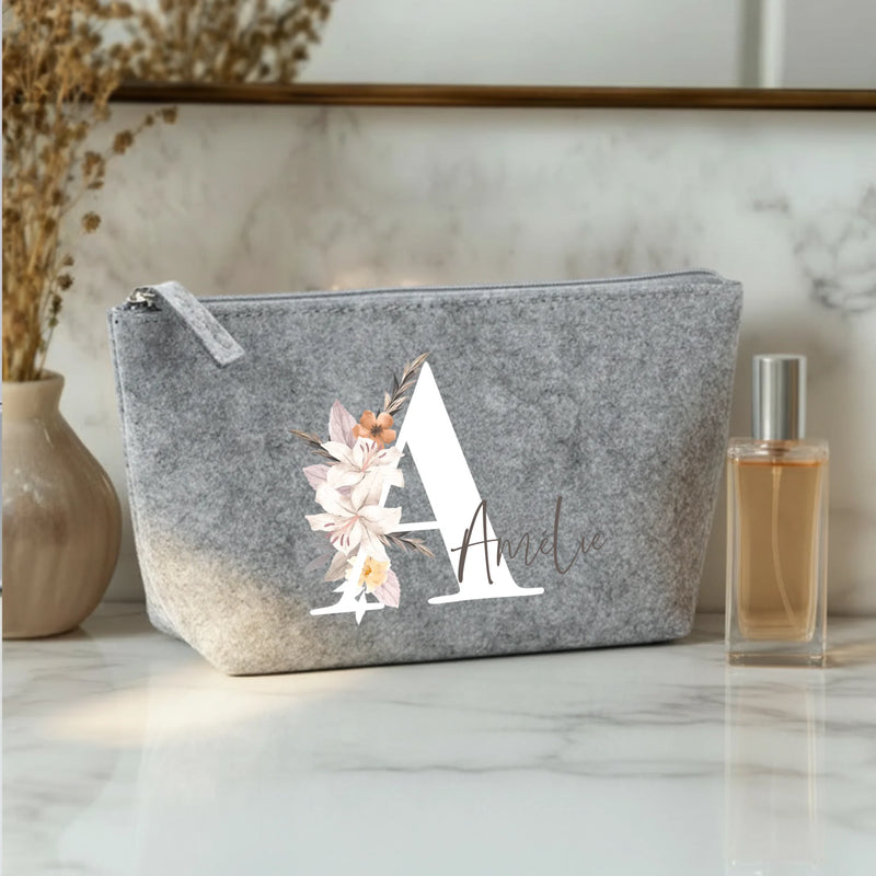 Ton initiale - Trousse de maquillage en feutre avec initiale florale et nom personnalisé