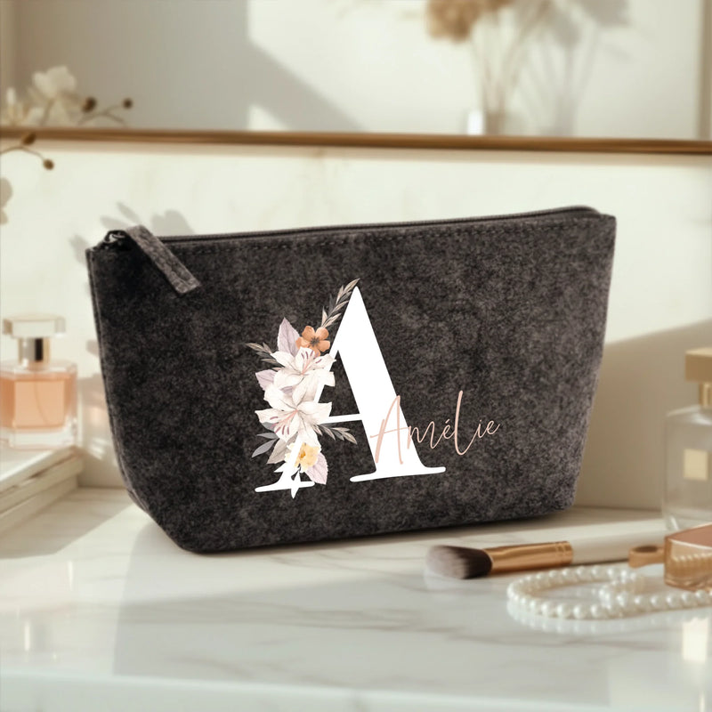 Ton initiale - Trousse de maquillage en feutre avec initiale florale et nom personnalisé