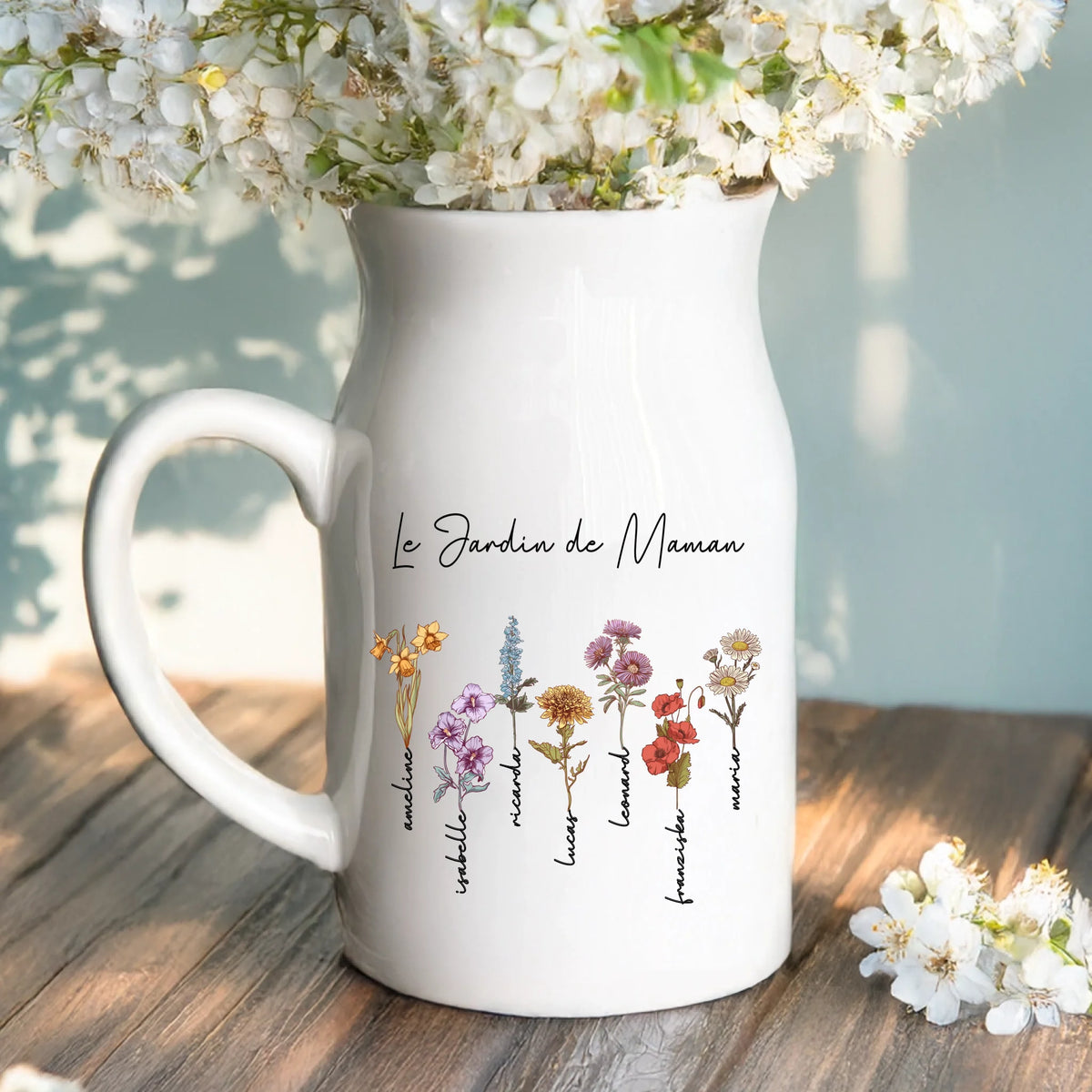 Vase personnalisé en céramique blanc ivoire avec motif floral et prénoms gravés, cadeau pour Maman et Mamie