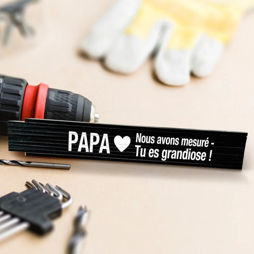 Mètre pliant personnalisé en bois avec prénom gravé pour papa et grand-père