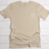 T-shirt beige personnalisable avec ton design – fabriqué par Love & Faith