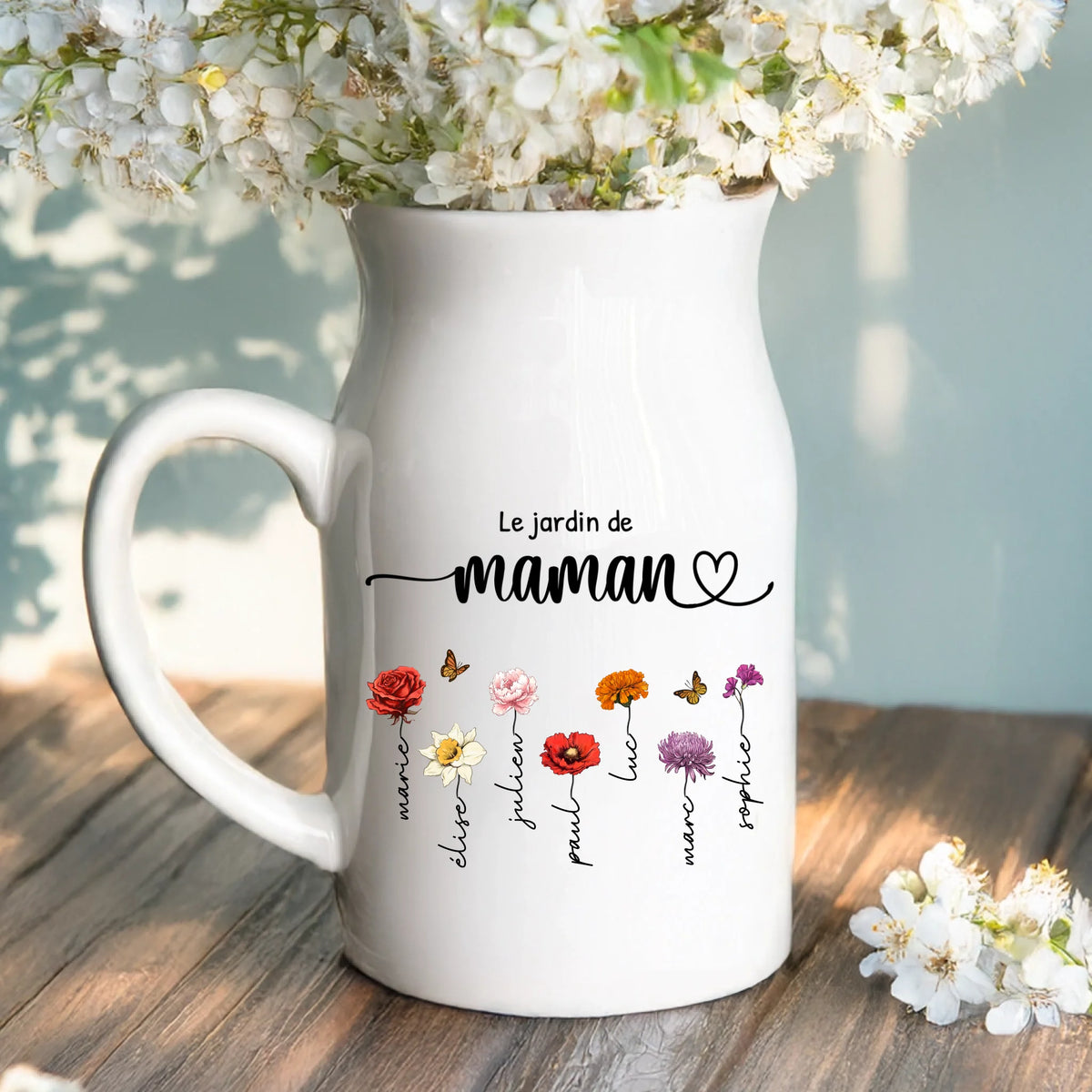 Vase personnalisé en céramique avec fleurs représentant chaque membre de la famille autour de maman