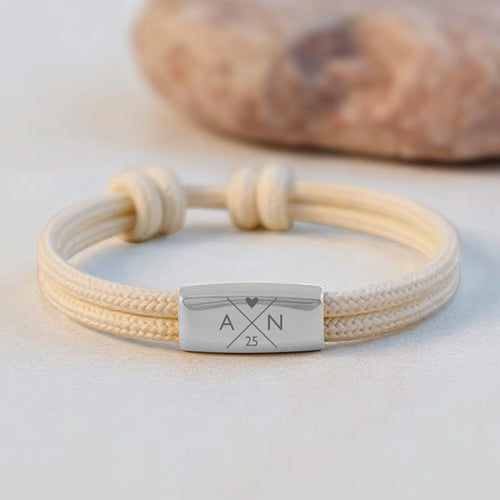Bracelet personnalisé en corde de voile tressée avec plaque gravée aux initiales et symbole, design duo pour amis – Motif 2